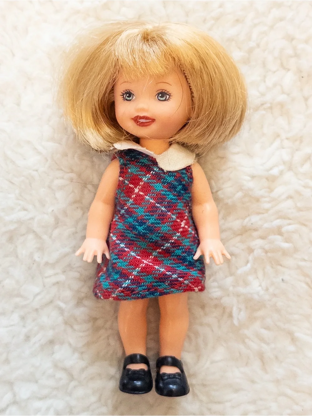 Mattel 1998 Li’l Friends of Kelly School Time Kayla Doll Plaid Jumper
